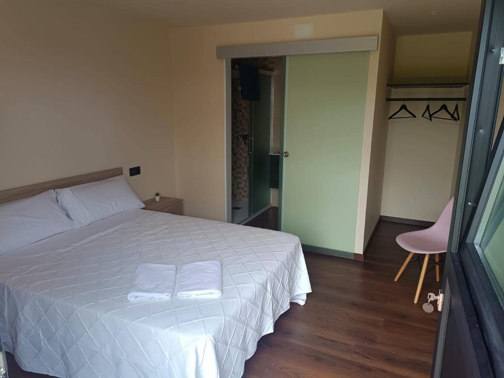 Albergue O Corisco Редондела Екстериор снимка
